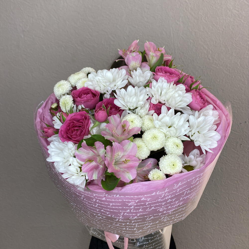 Письмо любимой 🌸💗 Сборный букет из ромашки, альстромерии и кустовой розы