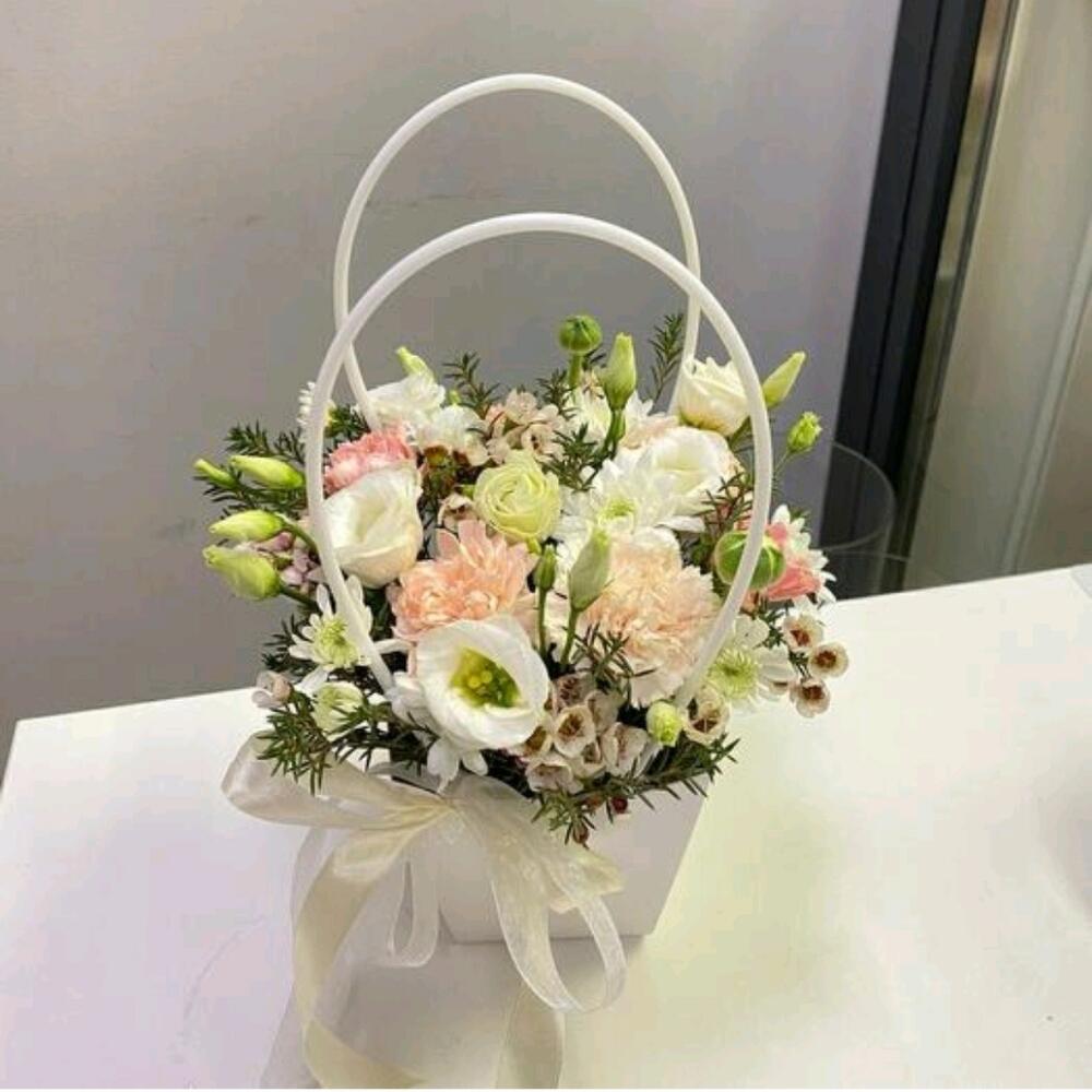 Цветы в коробке