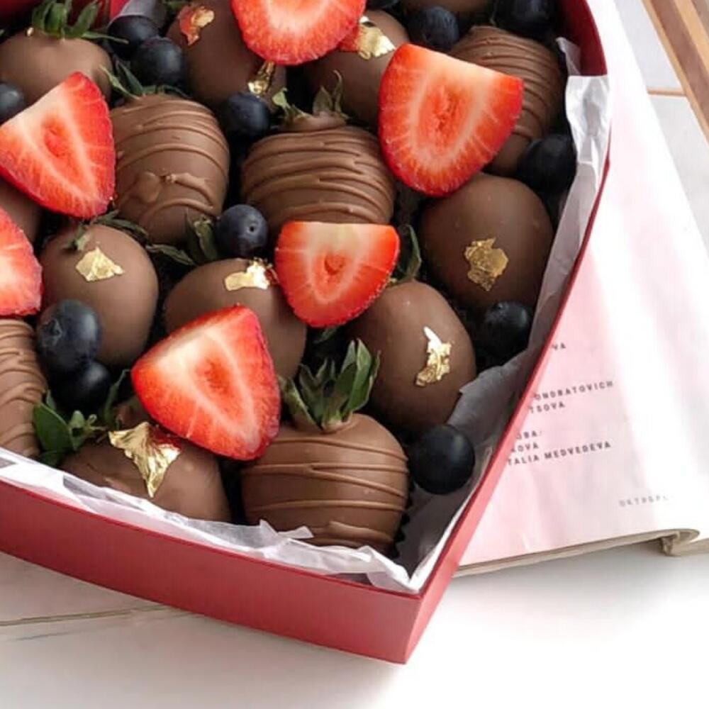 Клубника в шоколаде "сердце" premium, подарок на 8 марта 💞