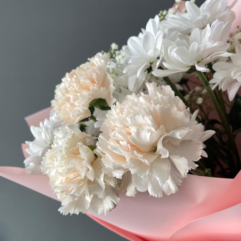 💐 Букет хризантема ромашка и гвоздика (диантус)