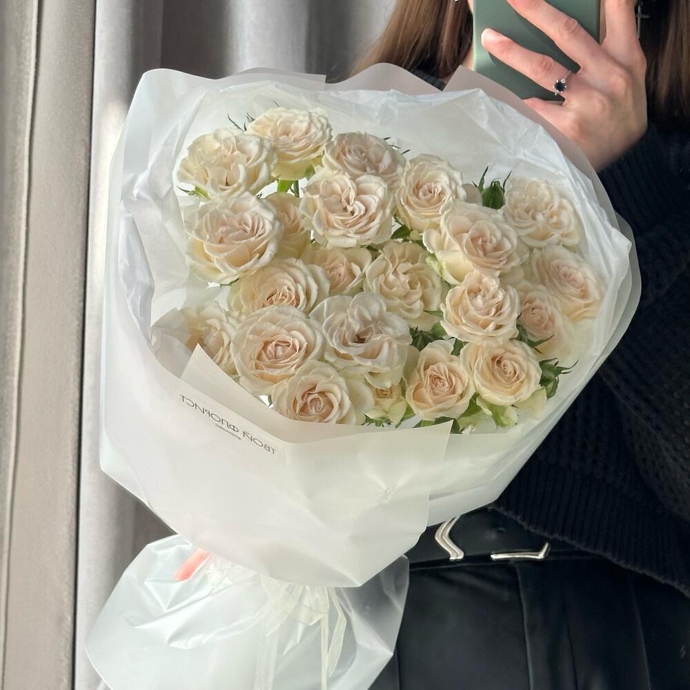 Букет кустовых роз «Софи»
