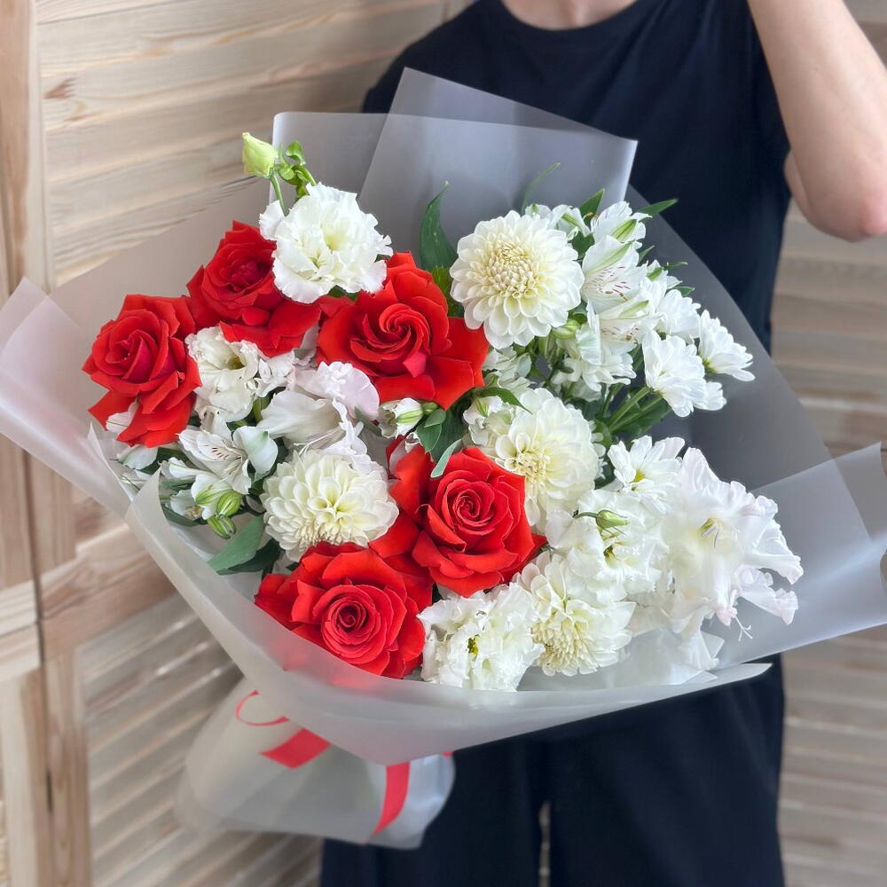 🌹 «Красный акцент»