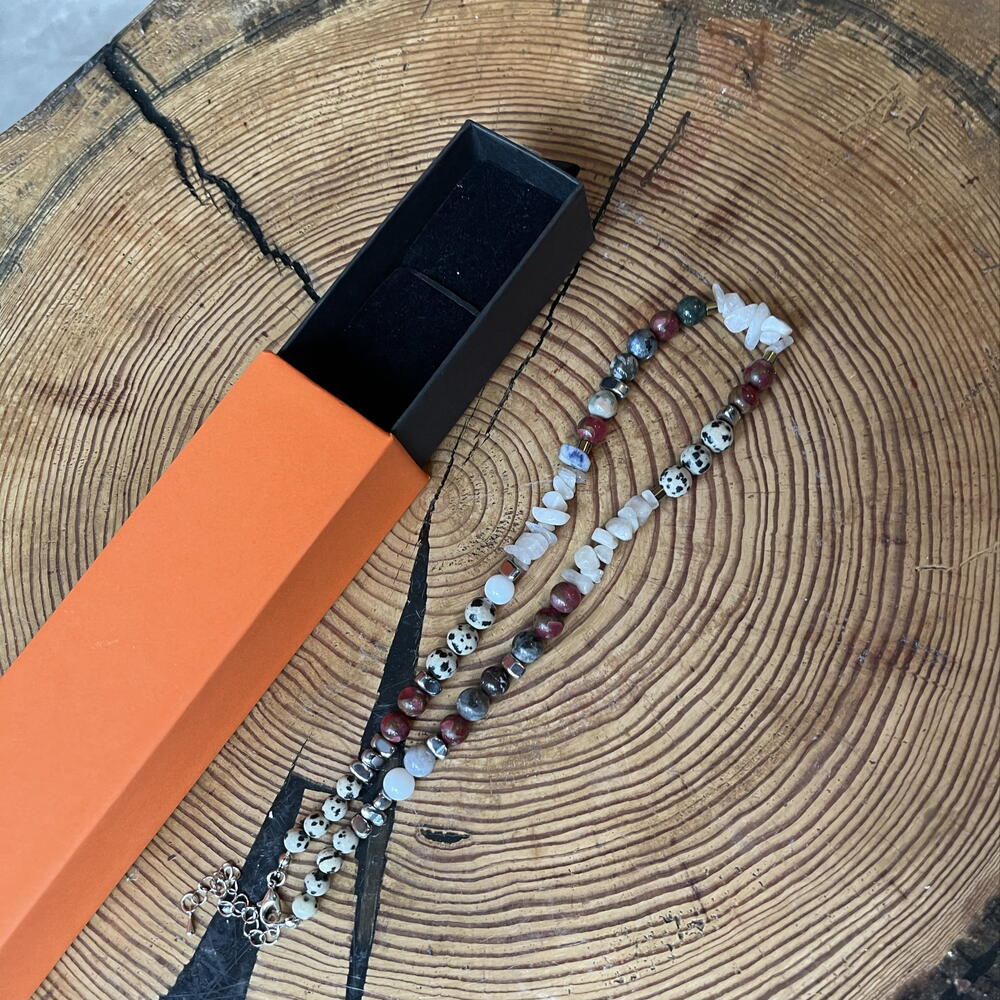 Колье из натуральных камней