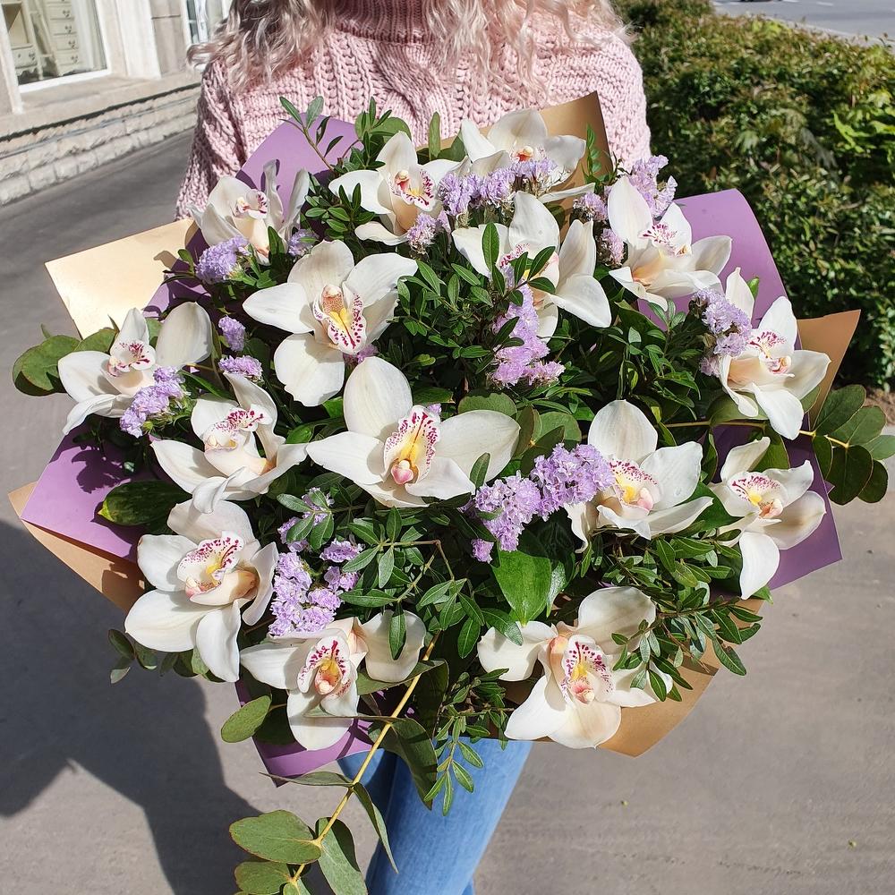 Экзотический букет белых орхидей, Flowers & Gifts Saint Petersburg, buy