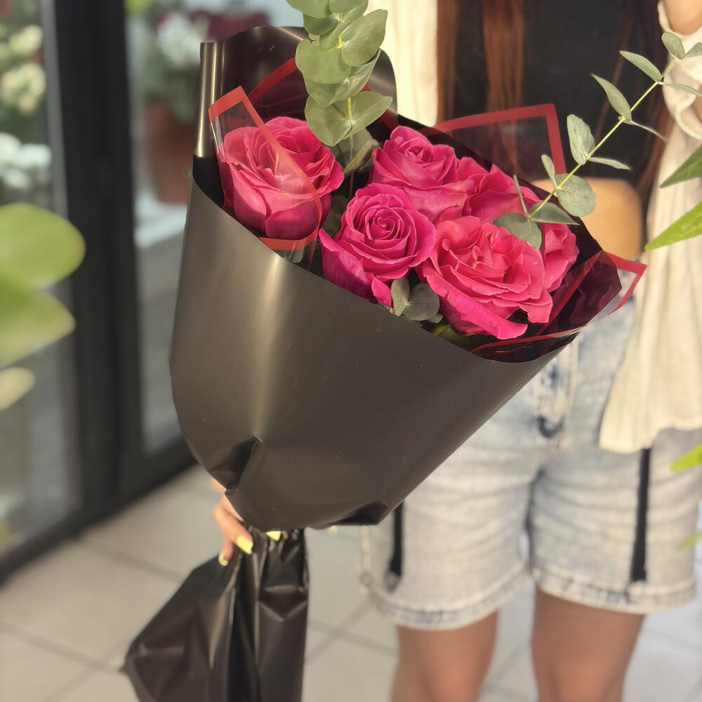 Букет с эквадорскими розами Пинк Флойд💗