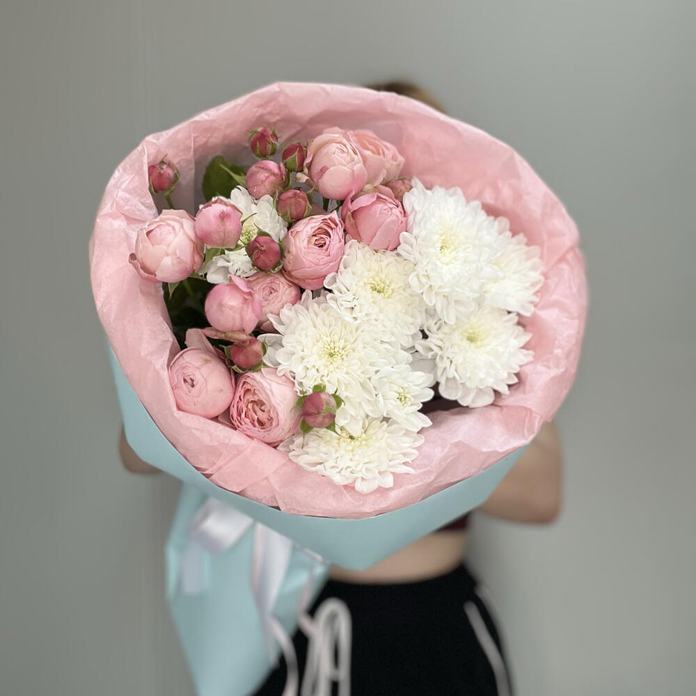 Букет с кустовыми розами 💕