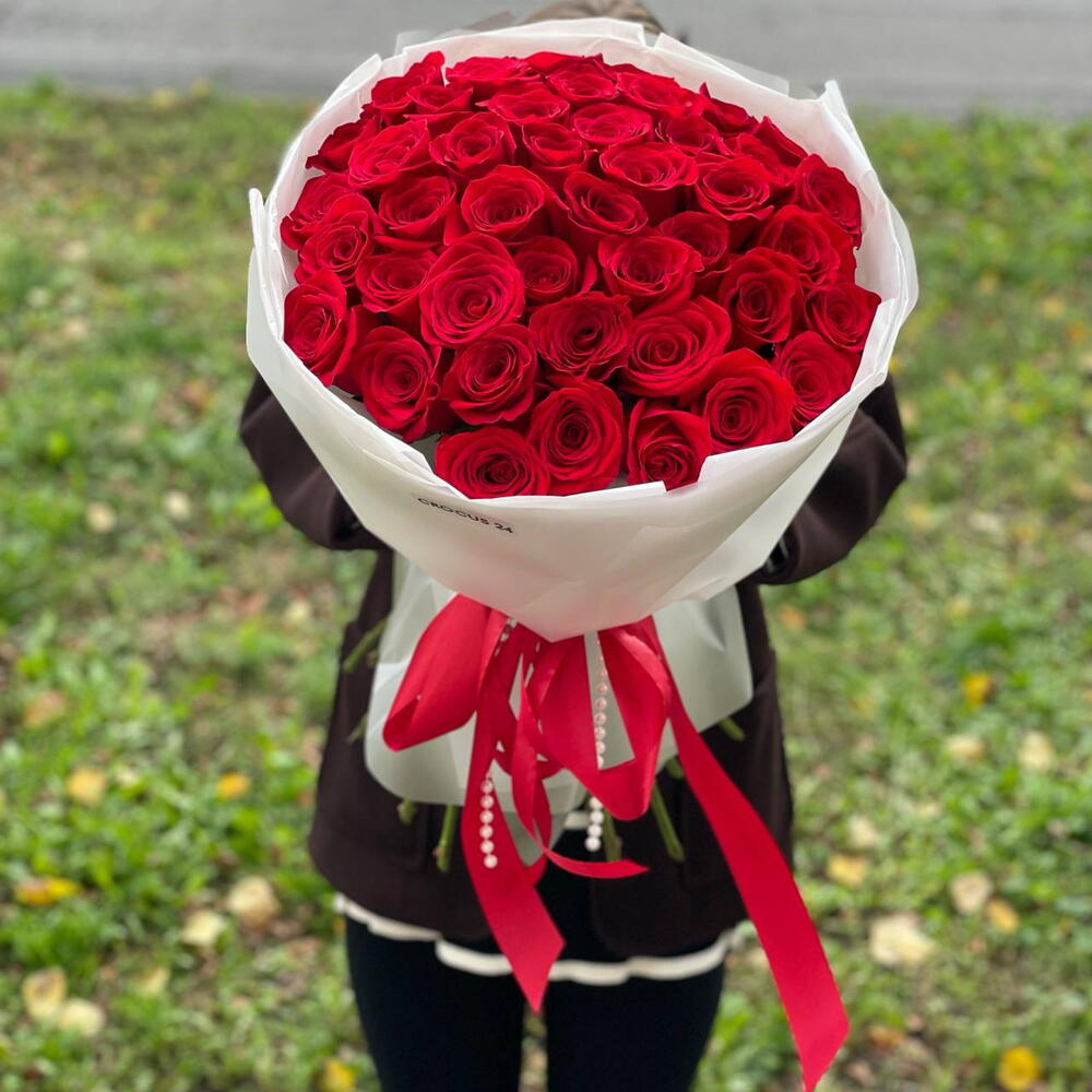 43 розы 60 см