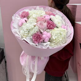 PIONFLO FLOWER SHOP