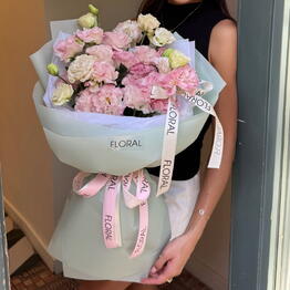 FLORAL ONER