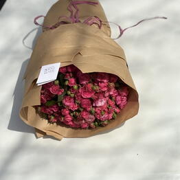 Love Bar (flower store)