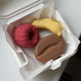 STTTBAKERY 
