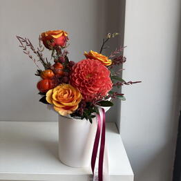 NUDE FLOWERS HOUSE 