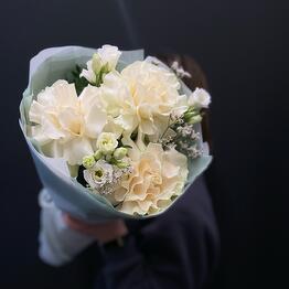 Pervocvet Flowers