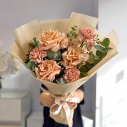 Pion Art And Flowers