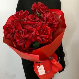 Ramo de rosas francesas Burdeos