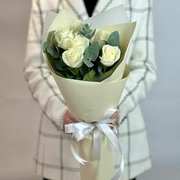 CVETY na Dvoryanskoy