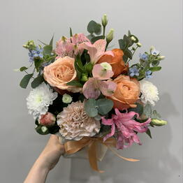 ЦВЕТЫ МАНЯТ flowers shop