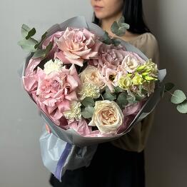 Gentle Flowers Lessner