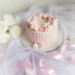 Elena_red_cake