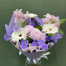 Srazu v vazu