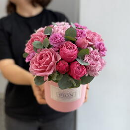 Pion Art And Flowers