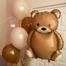 One balloon and flowers 