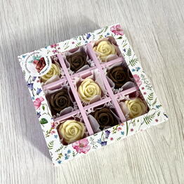 Handmade chocolate roses