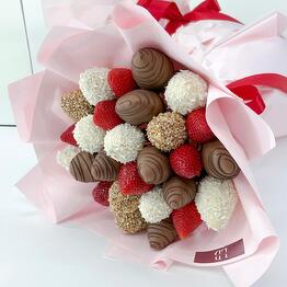 Клубника в шоколаде LOVEBERRY Архангельск