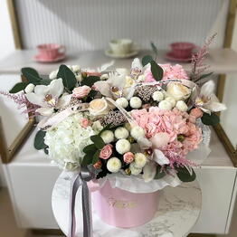 Monellé flowers