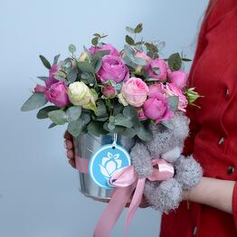 Latona Flowers & Gifts