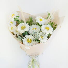 Mono_flowers_story