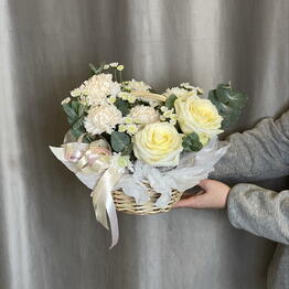 Potseluy&Flower