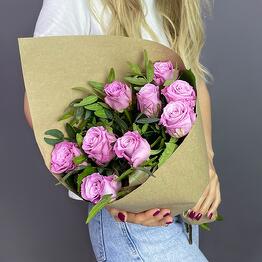 https://content2.flowwow-images.com/data/flowers/262x262/55/1694961406_24752055.jpg