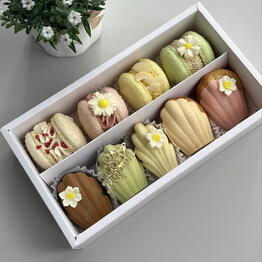 ARoma_to_cake