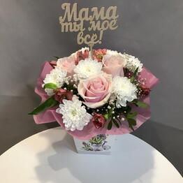 Роза, хризантемы микс для мамы