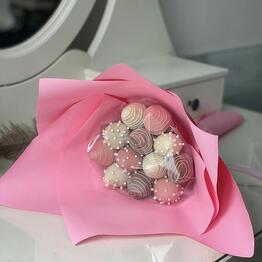 Букет из клубники в шоколаде 12 ягод Pink