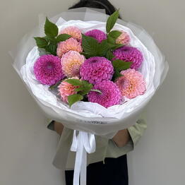 Yashel.flowers