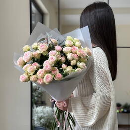 FLOWERS & MORE
