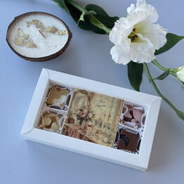 MoreAmore Chocolate