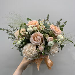 ЦВЕТЫ МАНЯТ flowers shop