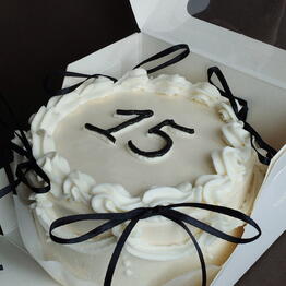 Lakidomik cake