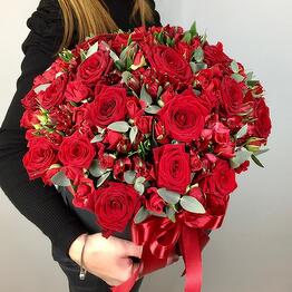 Альстромерия роза в коробке -Red 💔