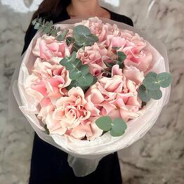 🌸 Французский флирт 🌸Розовые розы и эвкалипт х7