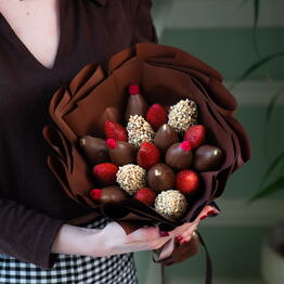 Berry Present
