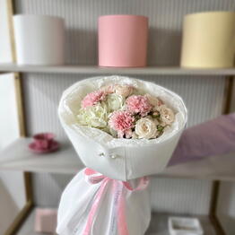 Monelle flowers
