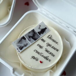 cakes by yla.la