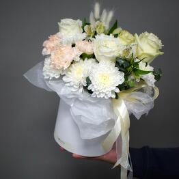 Lunaria Студия цветов и декора
