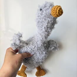 Милая игрушка