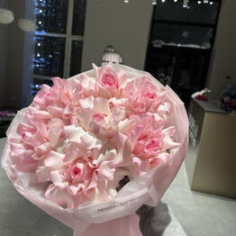 Raushan flowers