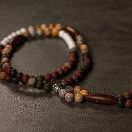 Beads made of natural stones with a Ji bead 3 eyes